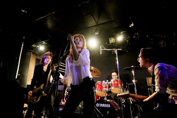 Photo by nakamuramana